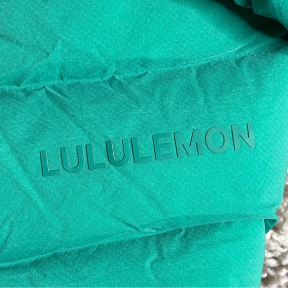 Lululemon Navigation Stretch Down Jacket - Picture 4 of 7